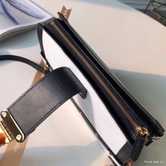Frstbag ru Louis Vuitton TRUNK CHANELUTCH 0807